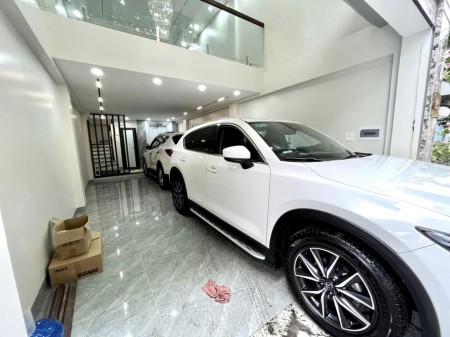 Giảm ngay 400 triệu, giá mới chỉ 13.8 tỷ, nhà phố Nguyễn Văn Cừ 7 tầng thang máy, kinh doanh, VIP.