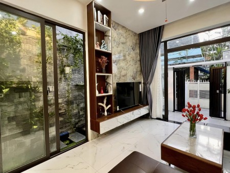 Siêu phẩm nhà 3 tầng, diện tích khủng kiệt 3m tại Lê Duẩn, trung tâm TP Đà Nẵng, giá chỉ nhỉnh 4 tỷ
