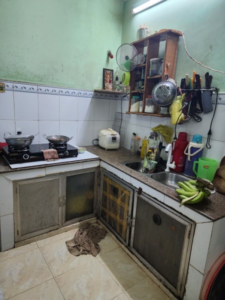 Bán nhà, Luỹ Bán Bích, Tân Phú, 49m2, 4 Tầng, chỉ 4 tỷ.