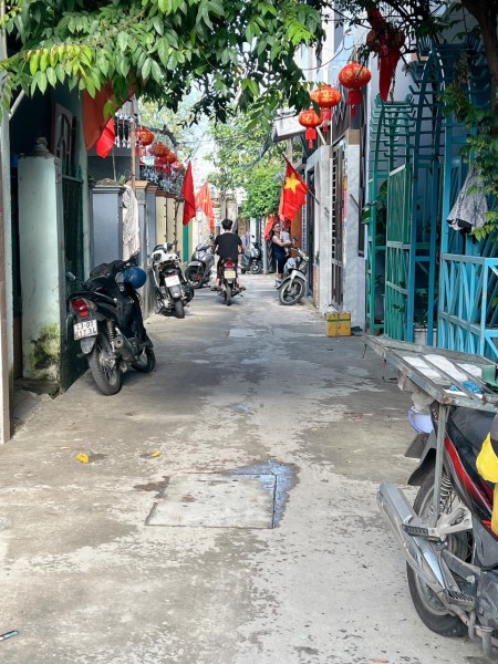 Bán nhà đẹp full nội thất kiệt 123 oto Cù Chính Lan, ngay chợ Thanh Khê