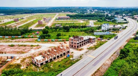 Bán đất Mặt tiền DT741 Thành phố Tân Uyên Bình Dương Hỗ trợ trả góp 0 lãi suất