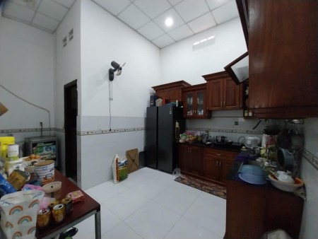 Bán nhà lầu 5 tỷ, đi bộ tới trường, Q.Bình Tân, ngang 5.5m, 4 tầng, sổ hồng