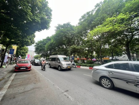 BÁN NHÀ HAI MẶT PHỐ KHU VỰC Ô CHỢ DỪA - KINH DOANH SẦM UẤT NGÀY ĐÊM