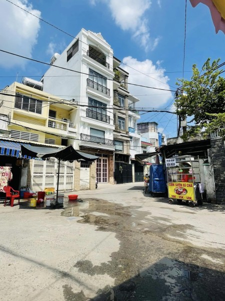 Bán nhà hẻm ô tô giá rẻ, DT 94m² MT nở hậu, 4PN4WC, Hoàng Hoa Thám, Bình Thạnh, nhỉnh 6 tỷ