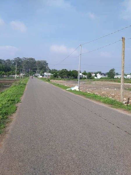 Chính chủ bán đất gấp 500m2, 180 triệu, sổ hồng riêng Sơn Hòa, Phú Yên.