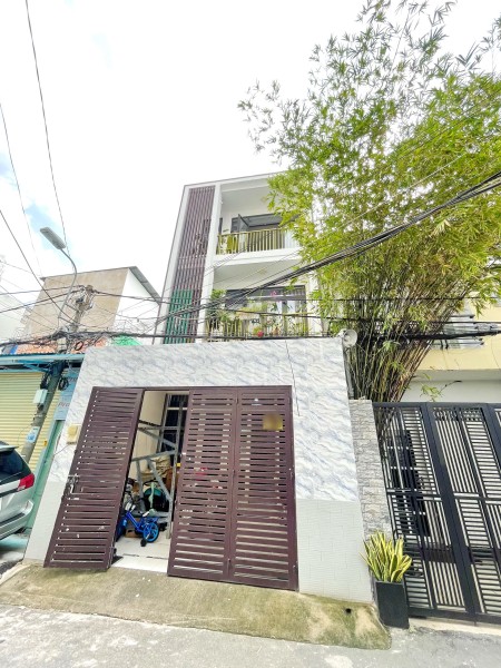Bán nhà đẹp 2 lầu sân thượng hễm hơi 6m KDC Kiều Đàm Quận 7 giá chỉ 11 tỷ