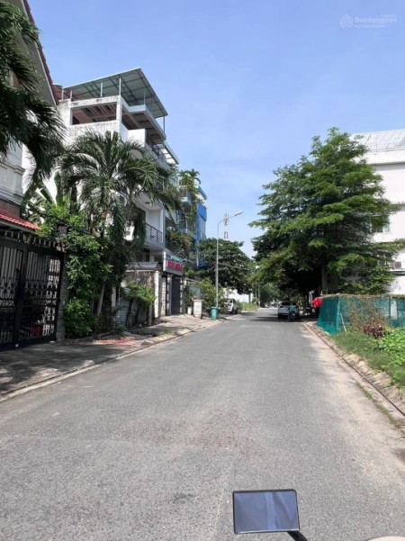 Kẹt tiền bán gấp lô đất thổ cư 100m² Tân Thới Hiệp, Quận 12, 590 triệu, sổ riêng