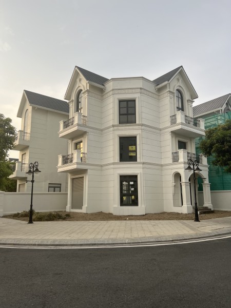 Biệt thự đơn lập góc View công viên 324m² giá chỉ hơn 56.5 tỷ Vin Gia Lâm (0985941715)