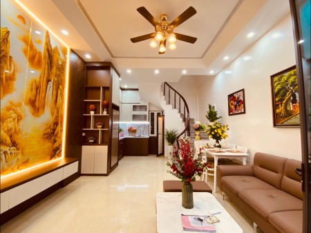 Siêu phẩm nhà ngõ Tân Mai, ngõ nông, nội thất 5 sao, 30m² x 4 tầng, giá 3 tỷ 78