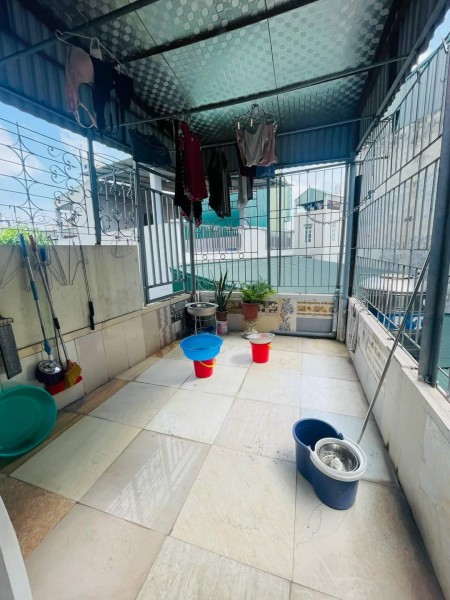 Bán nhà tốt nhất Hoàng Mai, 4 tầng, 30m2, 2.85t có thương lượng