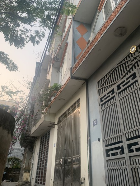 Cần tiền bán gấp căn nhà 2 tầng diện tích 37,5m2