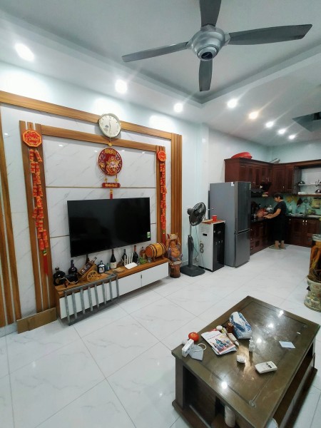 Bán nhà riêng phố Tam Trinh, DT 30m² x 5 tầng, ngõ rộng