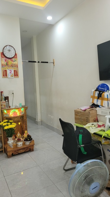 Nhà bán Lê Đình Thám, Tân Quý, Tân Phú, 50m2, 2 Tầng, Chỉ 4 Tỷ.