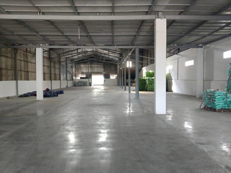 Cần cho thuê nhà xưởng sản xuất 1500m2 tại đường QL1a, Quận Bình Tân.