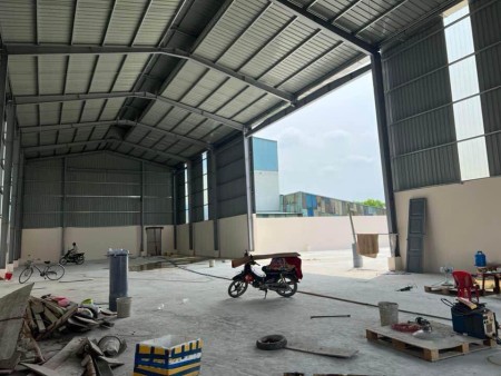 Cho thuê kho nhỏ 200m2 tại mặt tiền đường Đào Duy Anh, F.9, quận Phú Nhuận