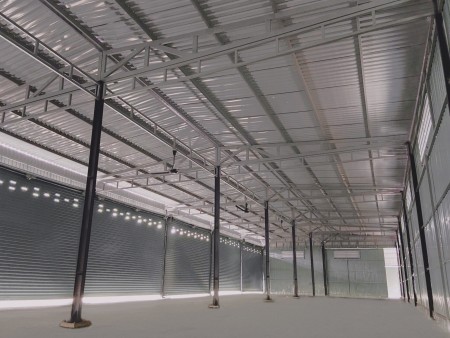 Cho thuê kho xưởng 550m2 tại đường Hòa Bình - Đầm Sen, quận Tân Phú