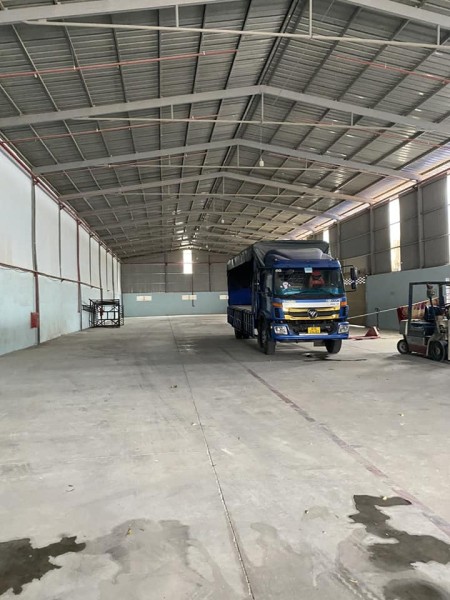 Cho thuê kho xưởng 450m2 tại mặt tiền đường Hồ Học Lãm, Q. Bình Tân