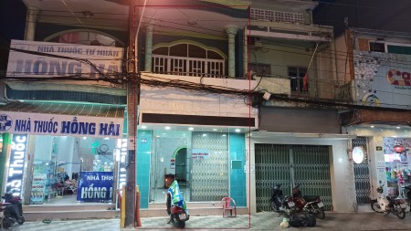 Nguyên căn mặt tiền khu trung tâm TP. Phan Thiết, 4m*30m 1 trệt, 1 lầu