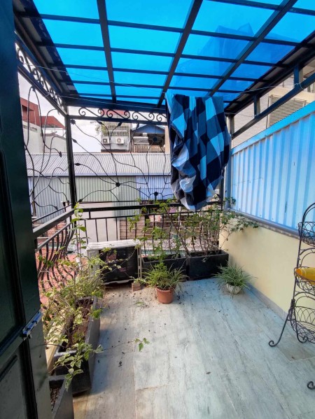 Bán nhà chính chủ ô tô đỗ cửa ngõ 93 Phố Nguyễn Đình Chiểu, DT 25m² x 5 tầng, giá 4,28 tỷ