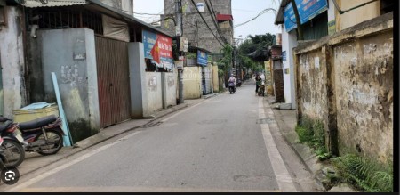 Bán gấp nhà 36m2 - 4 tầng ngõ 467 Lĩnh Nam