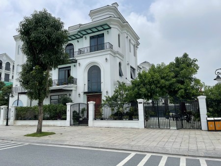 Bán căn Biệt thự Đơn lập đã hoàn thiện Vinhomes Ocean Park Gia Lâm 63 tỉ