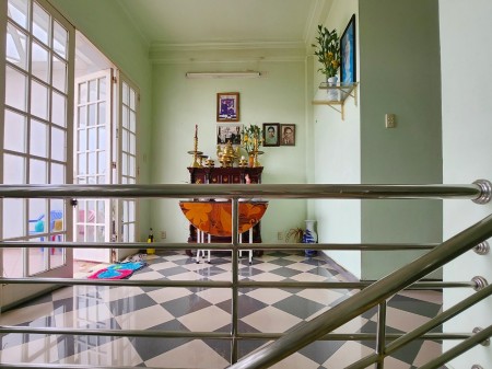 [Gấp] Chính chủ bán nhà 2 lầu 129m2 tại KDC Bình Trị Đông B Q.Bình Tân gần chợ trường học chỉ 3 - 5p