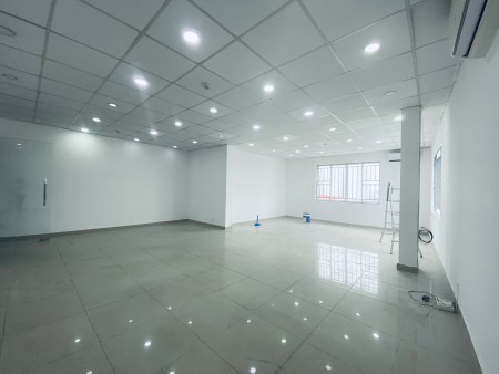 Chính chủ cho thuê VP 55m2 thông thoáng tại Nguyễn Xí - Bình Thạnh