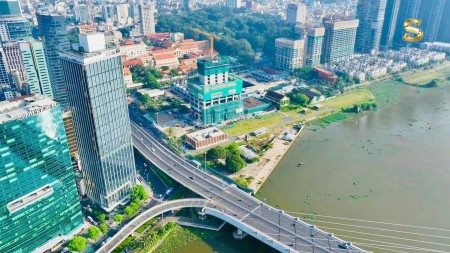 Bán căn hộ 1PN - 51m2 Vinhomes Golden River Ba Son, Quận 1, HĐT 20tr/th chỉ với 2.5 tỷ Full nội thất
