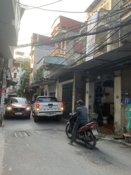 Siêu hiếm! Lô góc, ô tô tránh, Kinh doanh Tân Mai 28m2, 5 tầng, 3.55 tỷ Lh: 0865.081.886