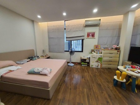 Bán nhà Phân Lô 6,5 tầng phố Vương Thừa Vũ