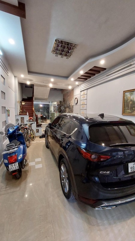 Bán nhà siêu hiếm Nguyễn Chí Thanh – Ô TÔ tránh - VỈA HÈ – DT105m2.Giá