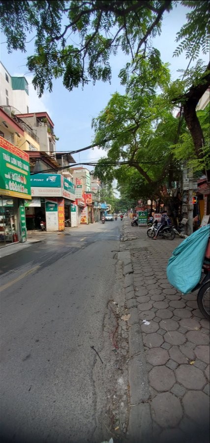 Bán nhà 3 tầng mặt đường 19/5 - Hà Đôg, kinh doanh tốt, giá 10.5 tỷ