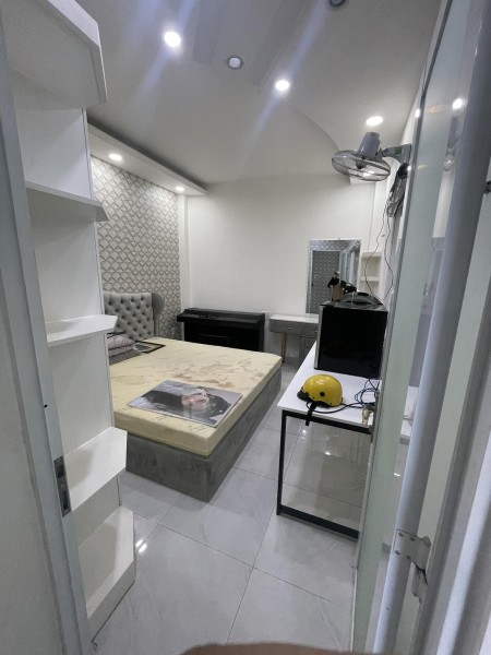 Nhà nguyên căn full nội thất Quang Trung