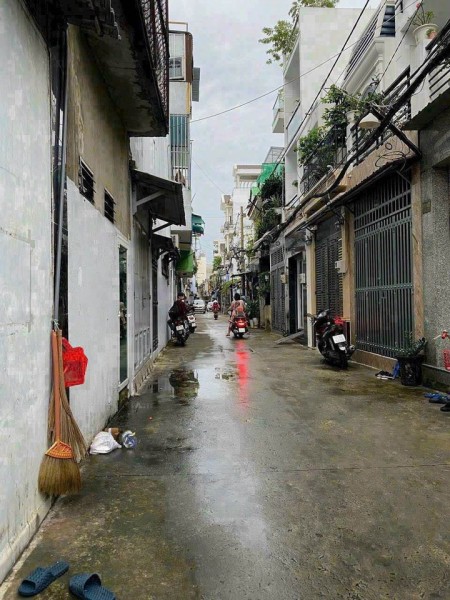 Nhà 1 lầu Hẽm Hòa Hỏa ,P5 ,quận 10 . Cách sân vận động Thống Nhất 300m