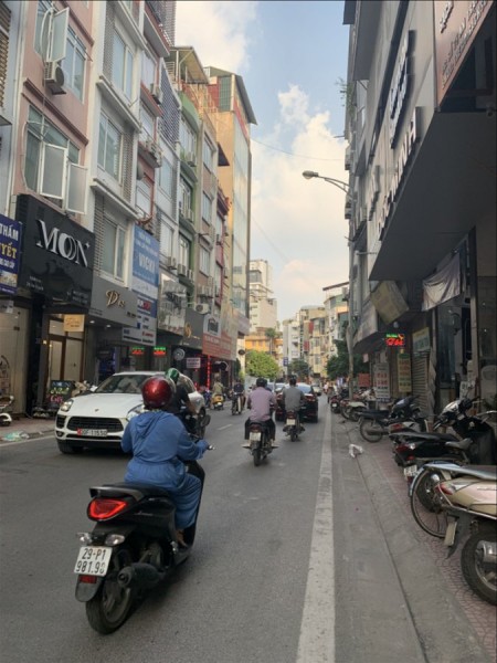 Đi đến slide 8