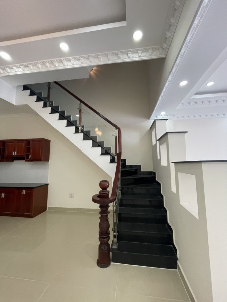 Chính chủ cần bán nhà 1T2L ngay chợ đầu mối chỉ 3,2 tỷ