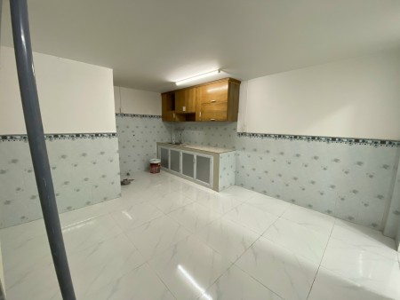 Bán nhà P. Trường Thọ 51m2 1trệt 1 lửng chỉ 3,6 tỷ đường lớn xe hơi