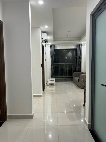 Chính chủ cần cho thuê nhanh căn 2pn2wc rèm, máy lạnh, máy nước nóng, sofa, giường giá 9tr/tháng