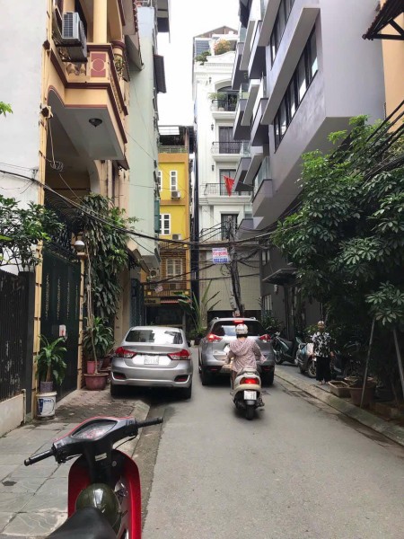 Bán nhà phố Văn Cao Ba Đình – Phân Lô – Vỉa Hè – Ô tô dừng đỗ. Giá 12.5 tỷ