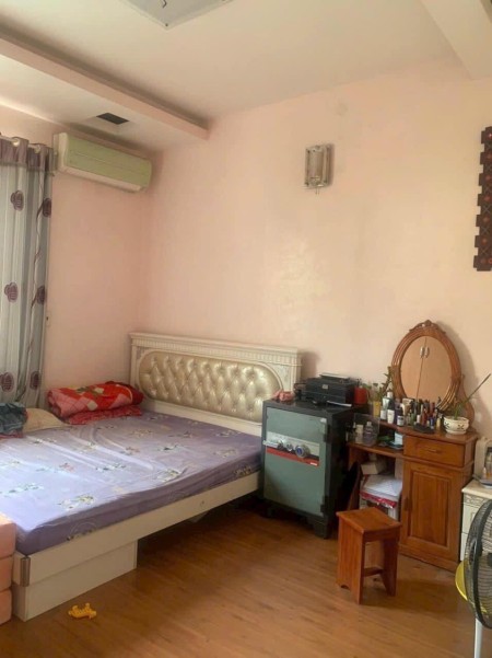 Bán nhà Phố Định Công, nhà chất, ở sướng, 35M2, hơn 3 tỷ