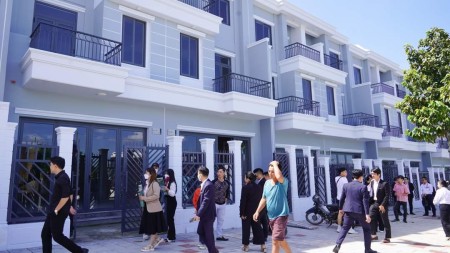 Cát Tường Phú Hưng đa dạng sản phẩm từ đất nền đến nhà phố