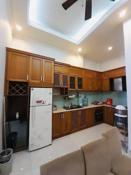 Hiếm - Bán nhà Vũ Tông Phan - Ở luôn - Full nội thất - Ngõ ba gác trống - 5M ra ô tô