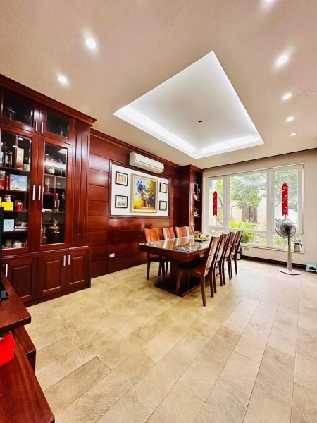 Bán nhà Nguyễn Cơ Thạch, 65m2, 8 tầng, 1 hầm, thang máy, vỉa hè rộng, kinh doanh, nhỉnh 18 tỷ