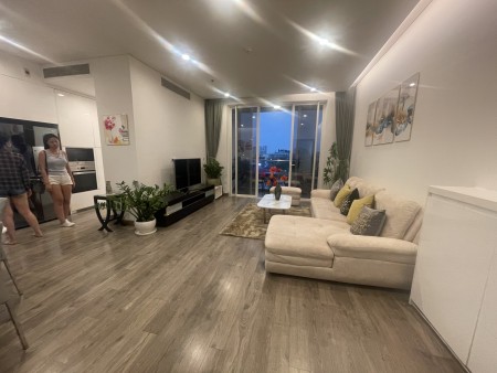 Sarimi - 3pn - Diện tích lớn 135m2 - View tuyến phố nhộn nhịp - Giá 16 tỷ 8