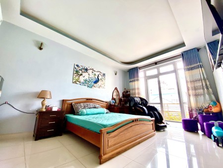 Bán Nhà Khu Vực Lê Văn Việt, Man Thiện, Gần TT Thương Mại VinCom Quận 9 SHR 130m2 Giá 8.5 Tỷ