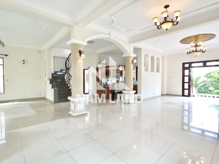 Cho thuê Villa Thảo Điền - 5 phòng ngủ- style sang trọng - giá 4000$