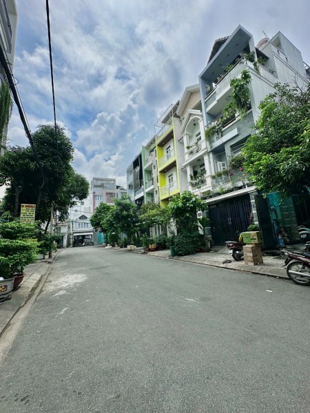 Bán nhà, Huỳnh Thiện Lộc, Tân Phú, 3 tầng, 44m2, 2 tỷ.