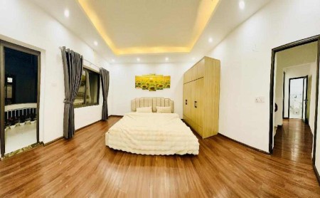 Bán nhà Hà Nội cực hiếm tại Linh Đàm, diện tích 52m2, xây 3 tầng, siêu đẹp, giá nhỉnh 3 tỷ.