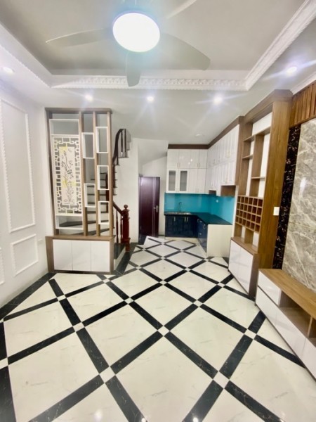 Bán nhà Nam Từ Liêm ngõ xe oto, 2 thoáng, 40M2, 4 tầng, 4.7 tỷ