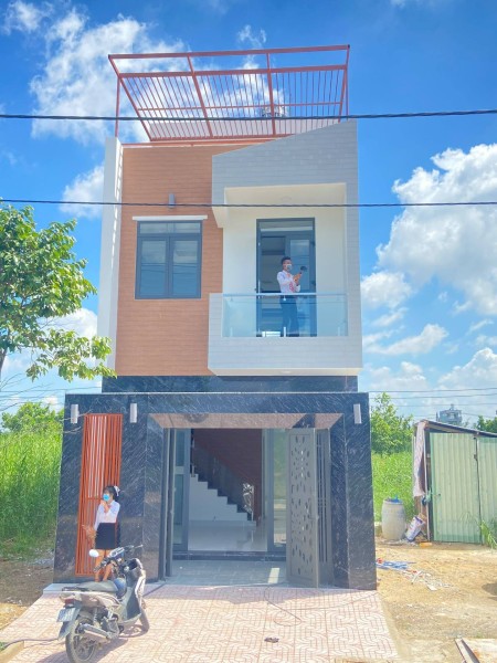 Chủ nhà ngộp thở oxi cần bán nhà TPHCM gấp tại đường Hoàng Phan Thái 740 triệu còn TL